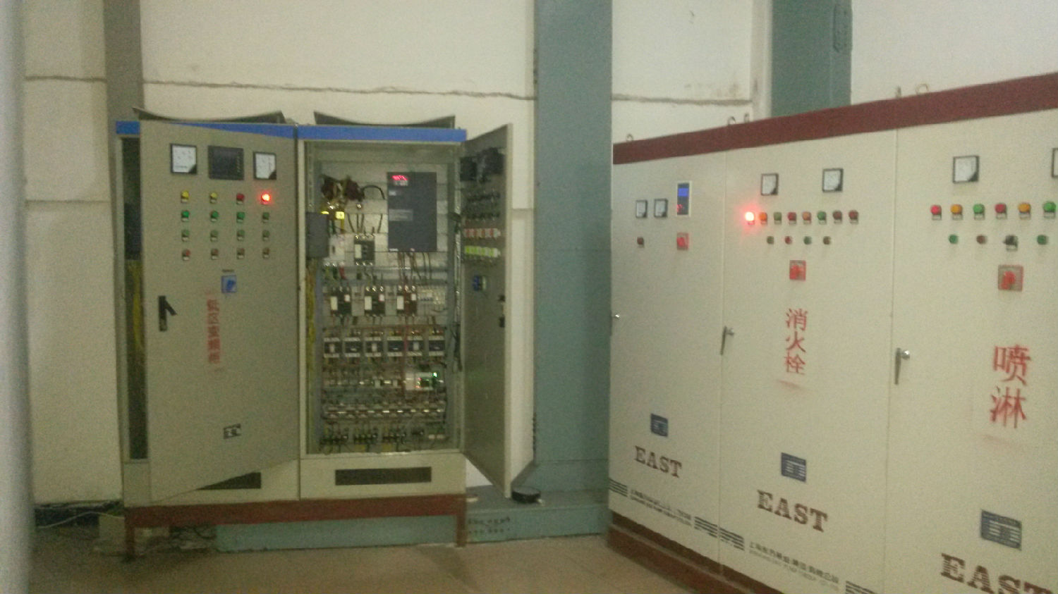 小區(qū)供水設(shè)備遠(yuǎn)程在線監(jiān)控現(xiàn)場(chǎng)圖